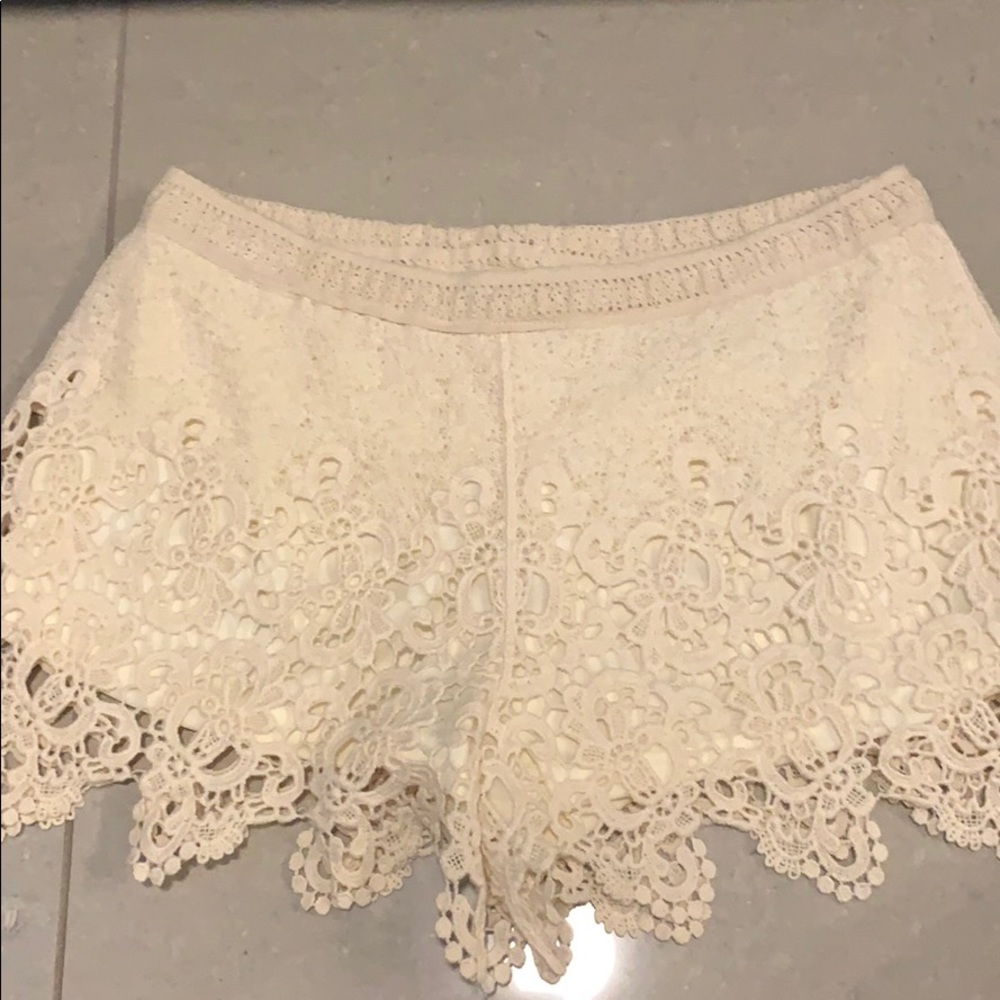Cream lace shorts